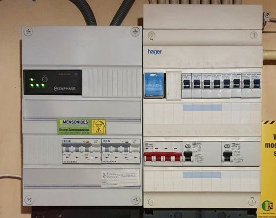 Relais ENPHASE Q-RELAY -3P-INT pour micro-onduleurs